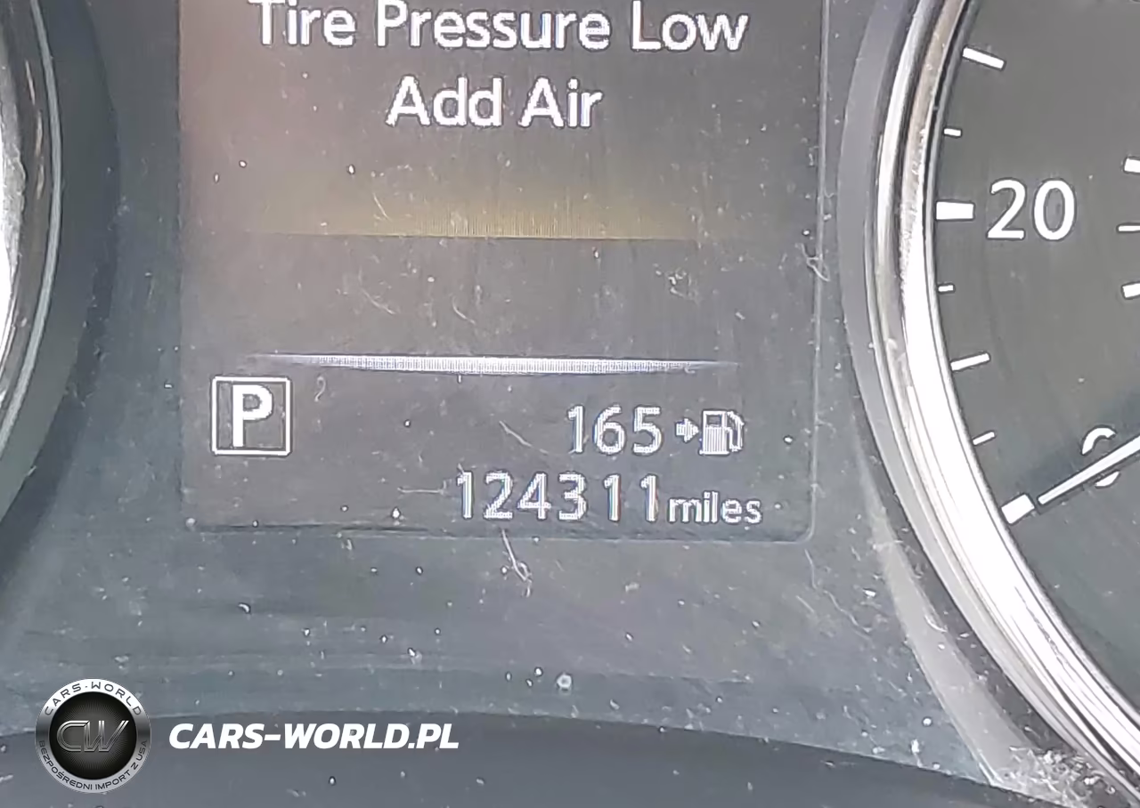 2018 Nissan Rogue Sport S VIN:JN1BJ1CP2JW196898 - 16
