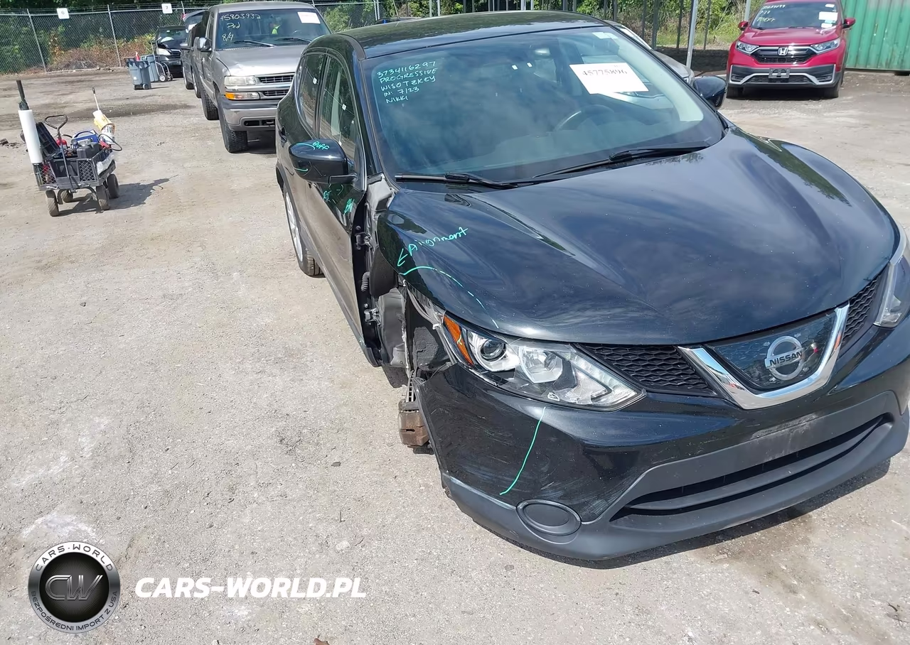 2018 Nissan Rogue Sport S VIN:JN1BJ1CP2JW196898 - 18