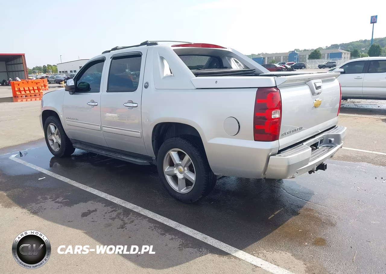 2013 Chevrolet Avalanche Lt VIN:3GNTKFE7XDG297724 - 3