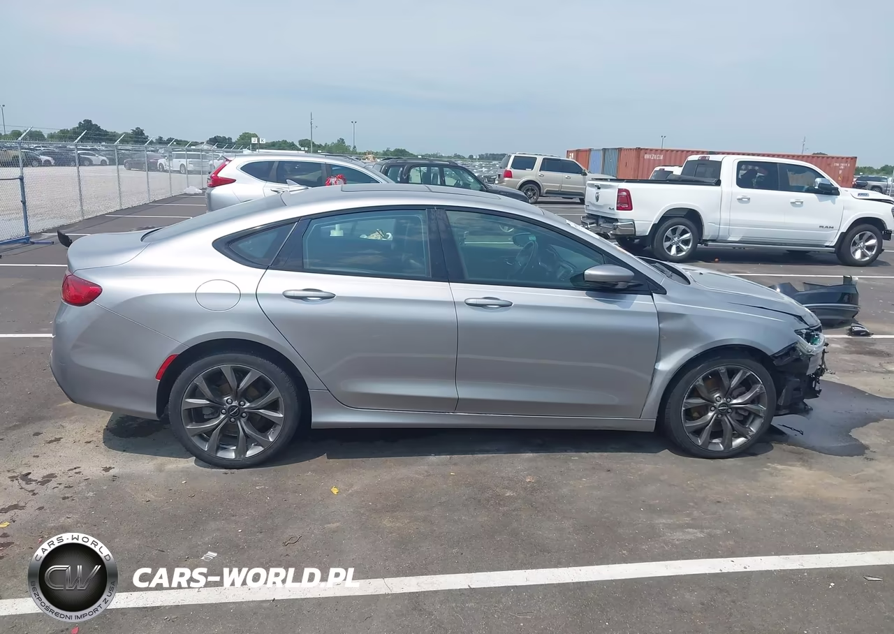 2015 Chrysler 200 S VIN:1C3CCCBG7FN580931 - 13