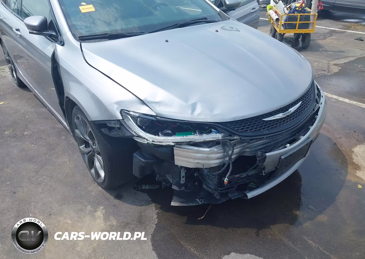 2015 Chrysler 200 S VIN:1C3CCCBG7FN580931 - 6