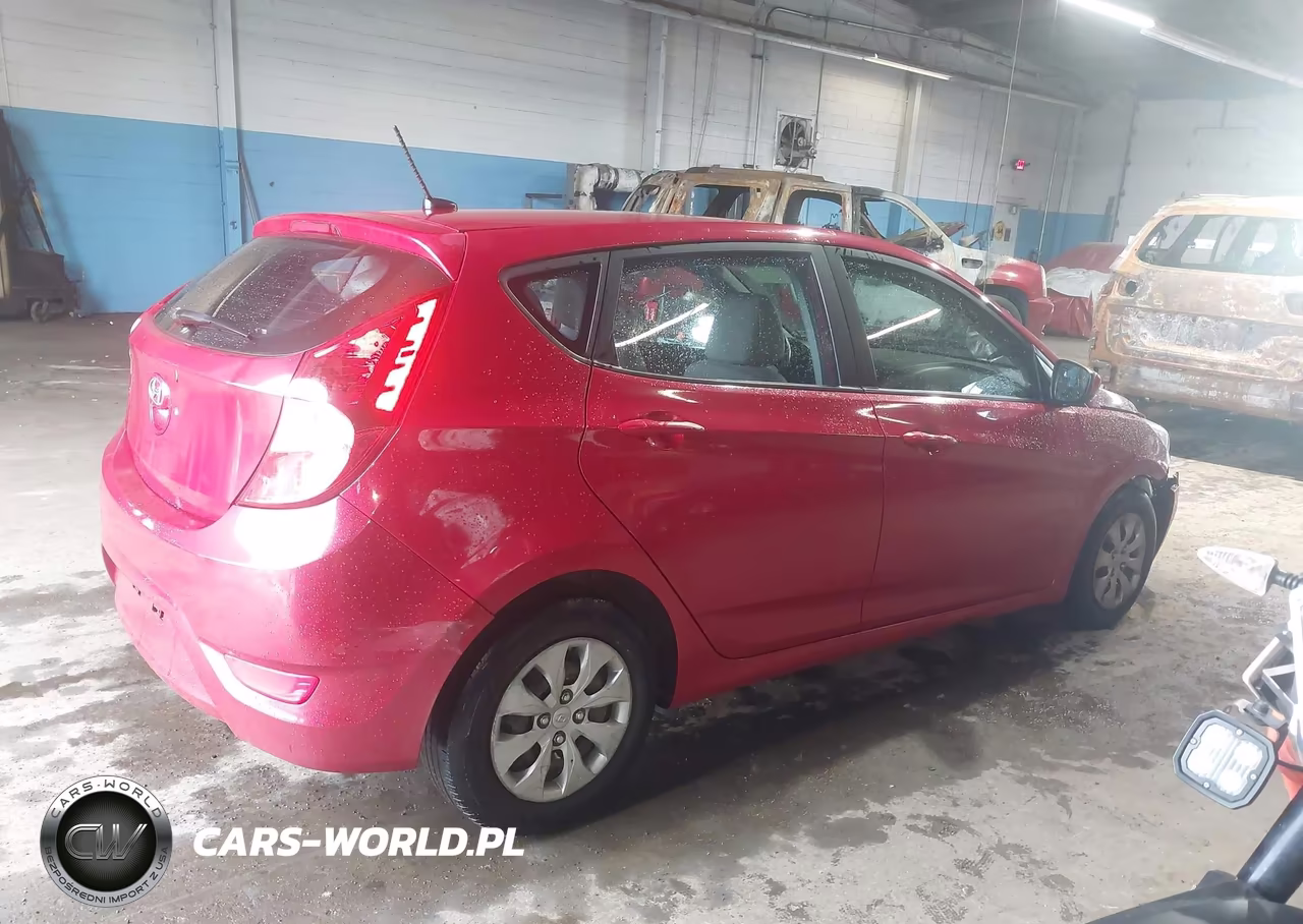 2016 Hyundai Accent Se VIN:KMHCT5AE4GU285652 - 4