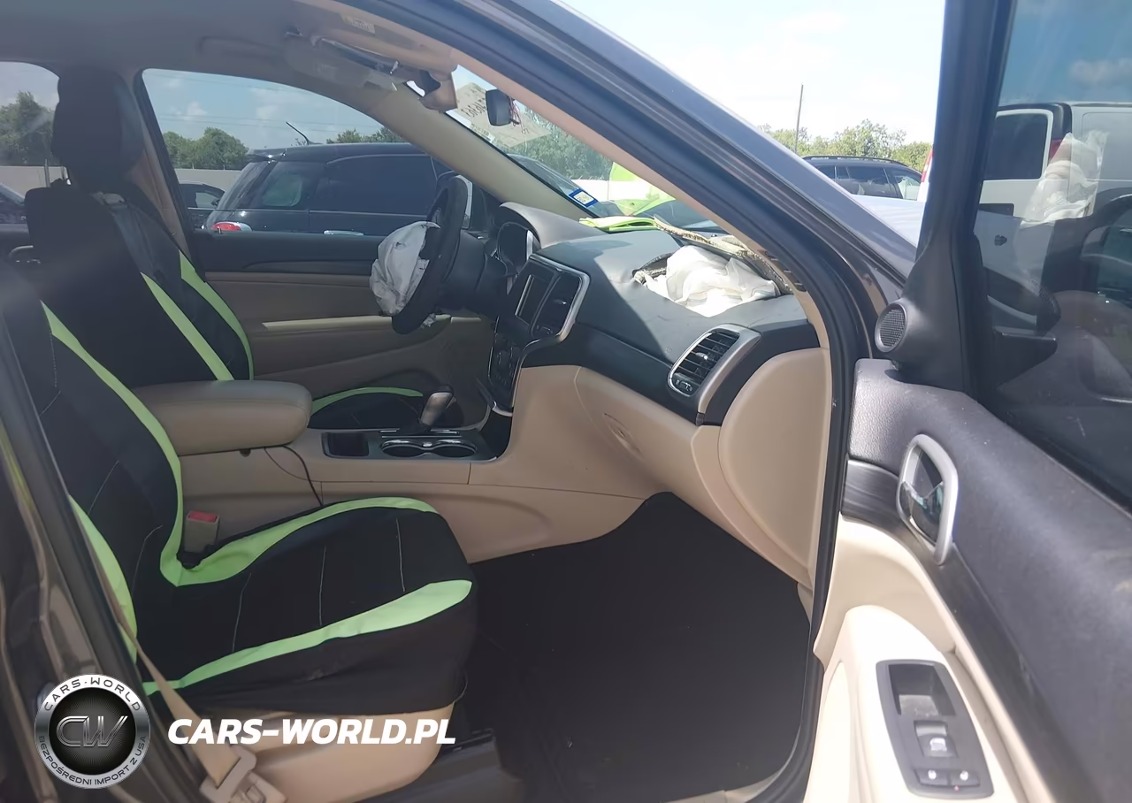 2019 Jeep Grand Cherokee Laredo E 4X2 VIN:1C4RJEAGXKC820388 - 5