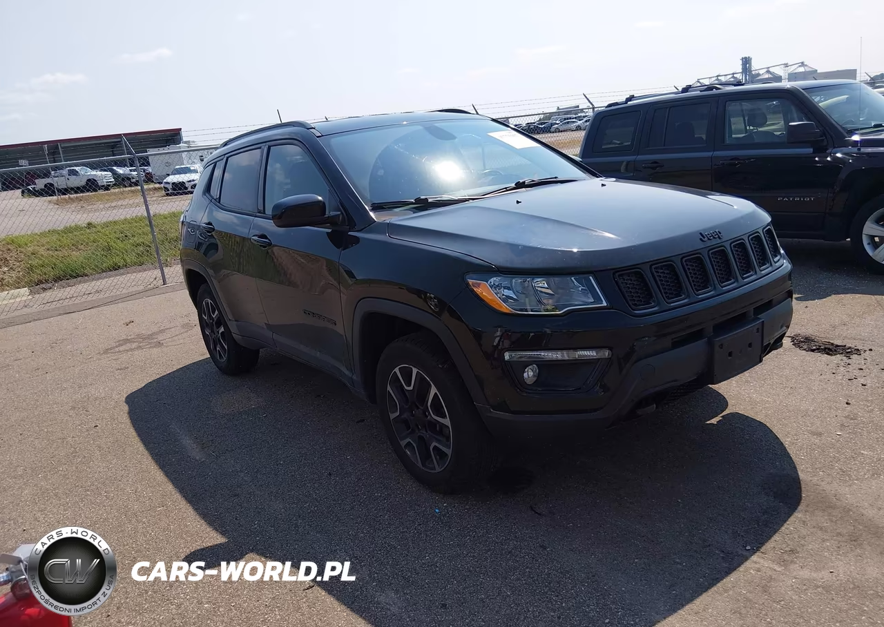2019 Jeep Compass Upland Edition 4X4 – zdjęcie 1 z 16