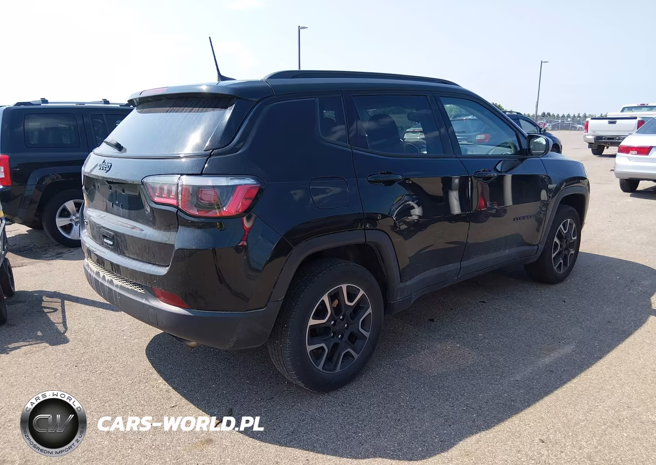 2019 Jeep Compass Upland Edition 4X4 VIN:3C4NJDAB8KT689625 - 4