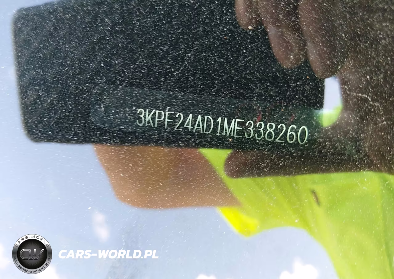 2021 Kia Forte Lxs VIN:3KPF24AD1ME338260 - 17