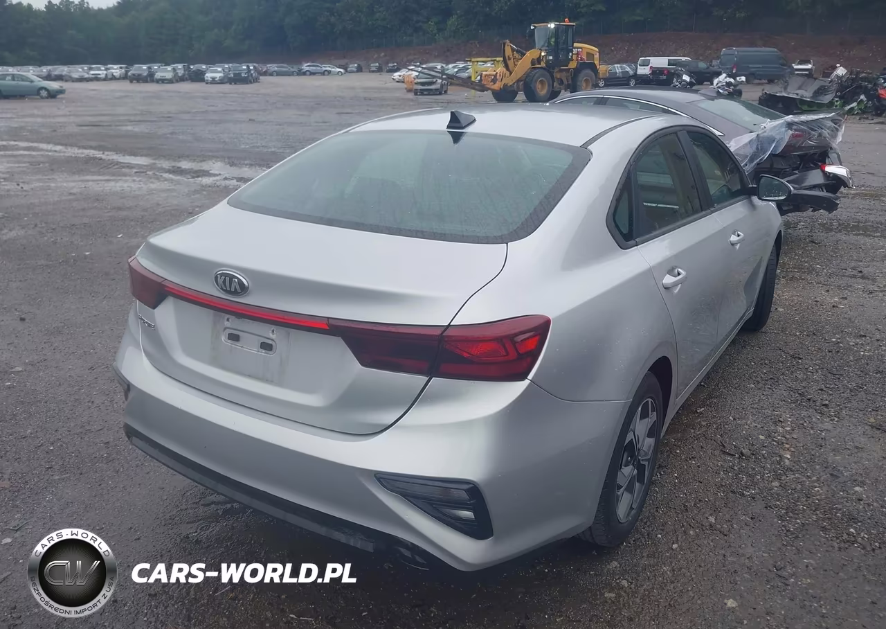 2021 Kia Forte Lxs VIN:3KPF24AD1ME338260 - 4
