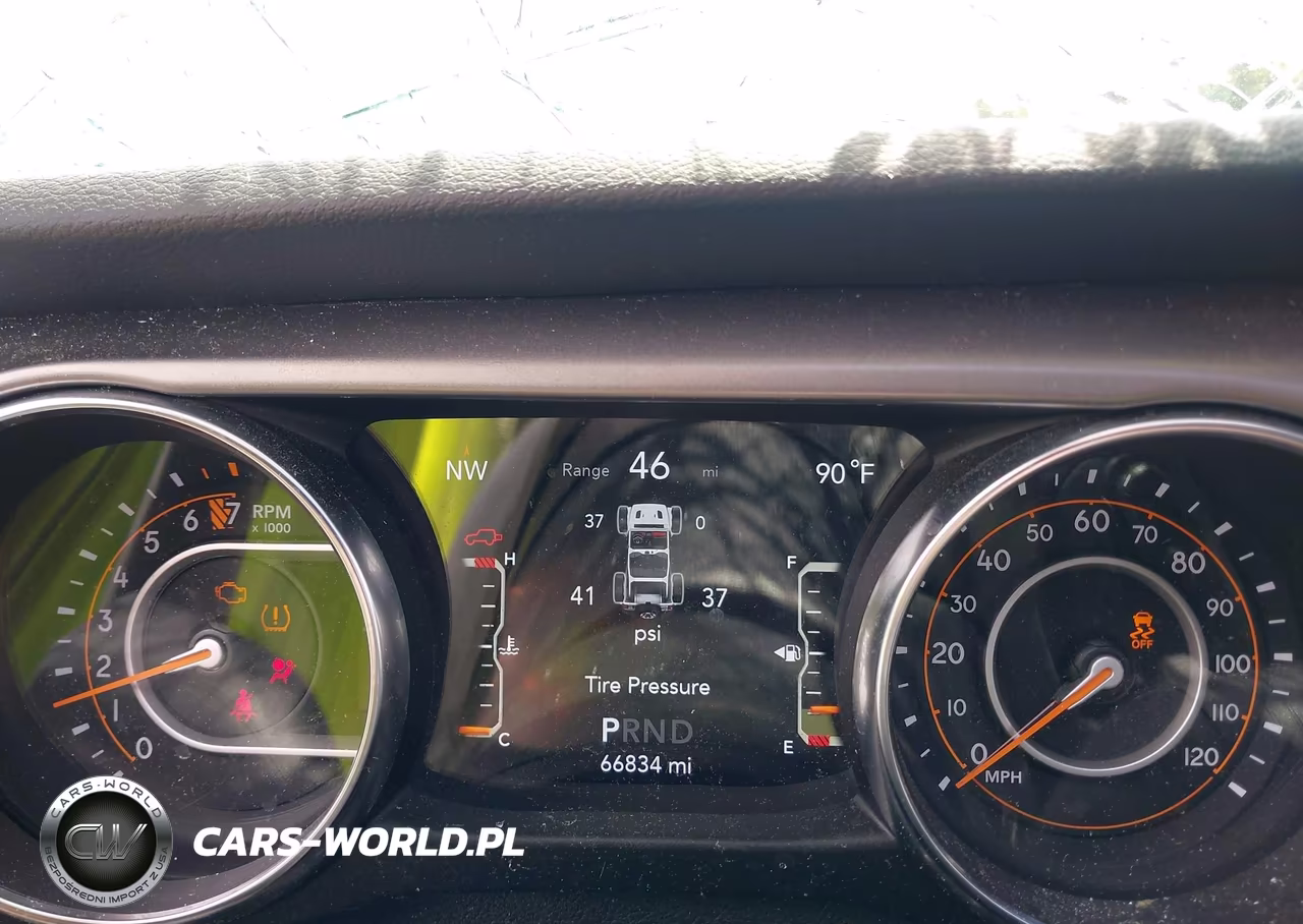 2021 Jeep Wrangler Unlimited Willys 4X4 VIN:1C4HJXDG4MW750925 - 7