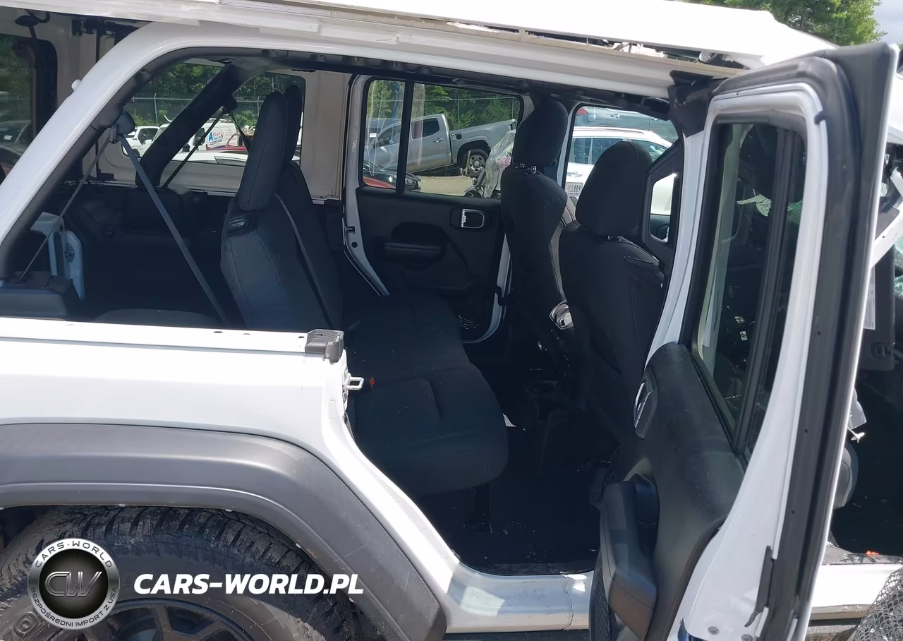 2021 Jeep Wrangler Unlimited Willys 4X4 VIN:1C4HJXDG4MW750925 - 8