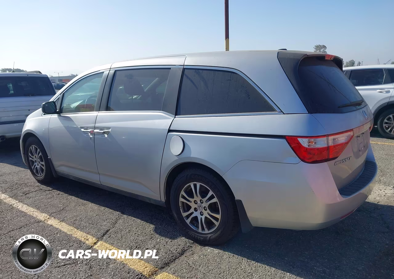 2013 Honda Odyssey Ex-L VIN:5FNRL5H68DB060510 - 3