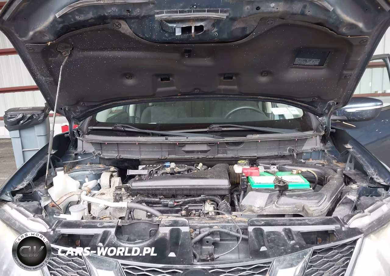 2015 Nissan Rogue S VIN:KNMAT2MV3FP582303 - 10