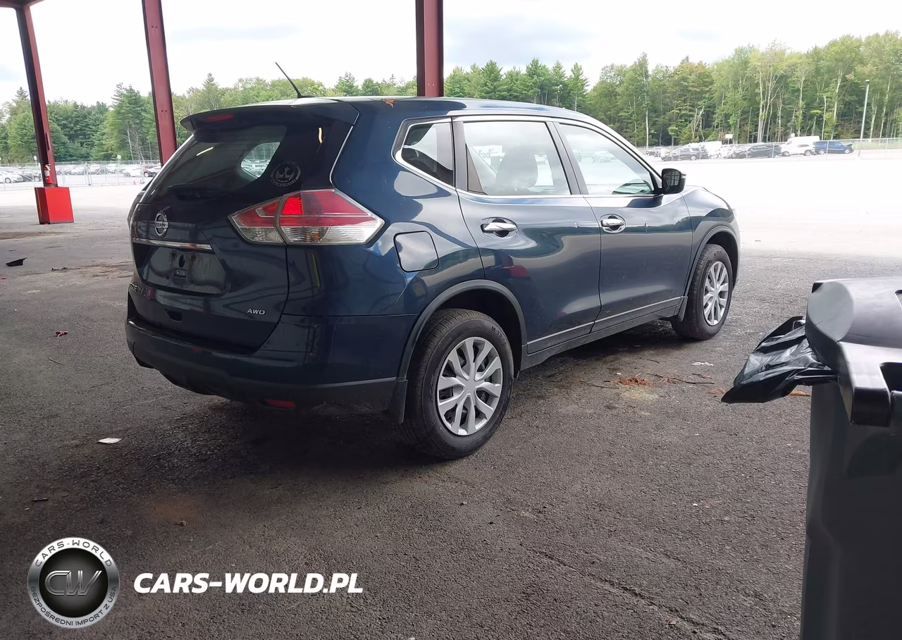 2015 Nissan Rogue S VIN:KNMAT2MV3FP582303 - 4
