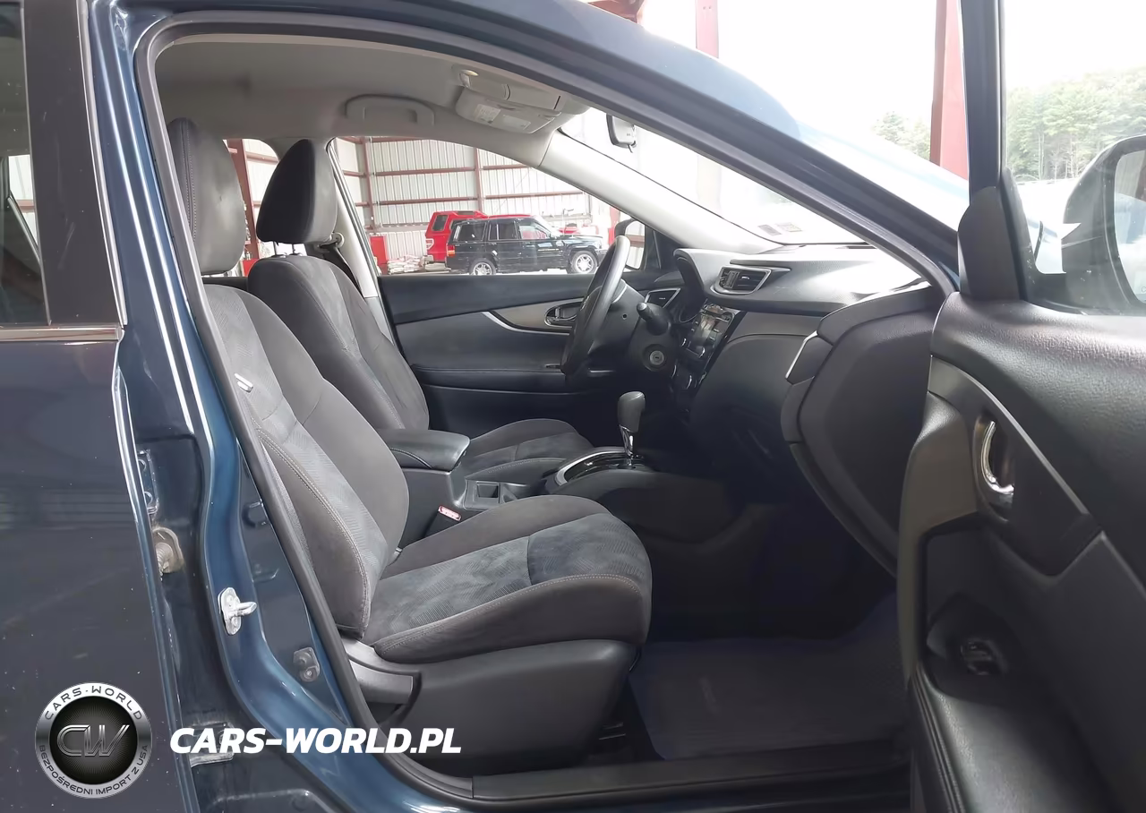 2015 Nissan Rogue S VIN:KNMAT2MV3FP582303 - 5