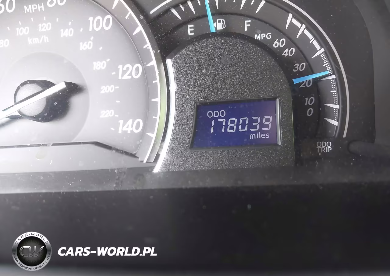 2012 Toyota Camry Le VIN:4T1BF1FK2CU553960 - 15