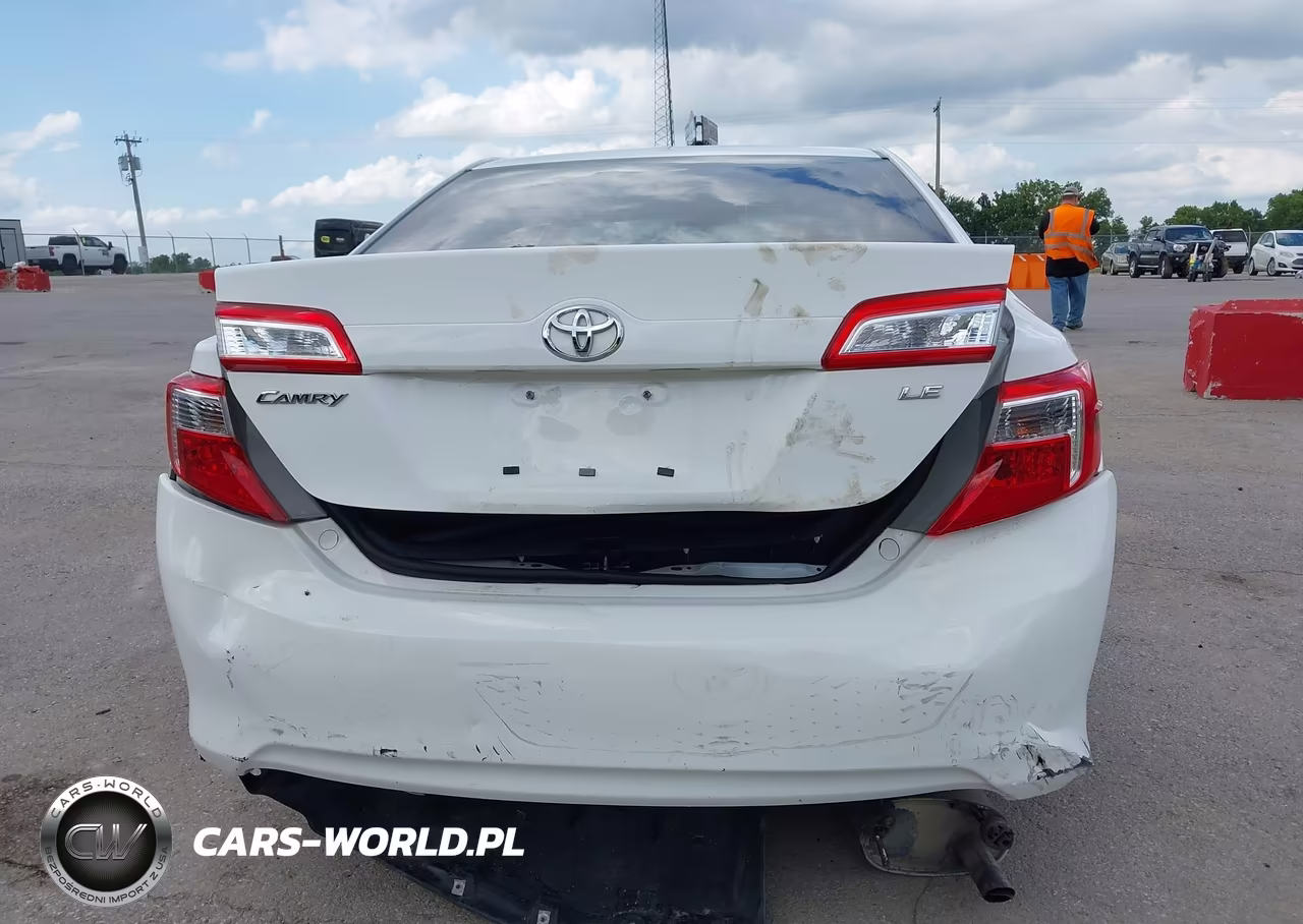 2012 Toyota Camry Le VIN:4T1BF1FK2CU553960 - 16