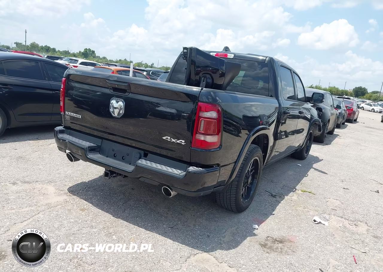 2019 Ram 1500 Laramie VIN:1C6SRFJT7KN612686 - 4