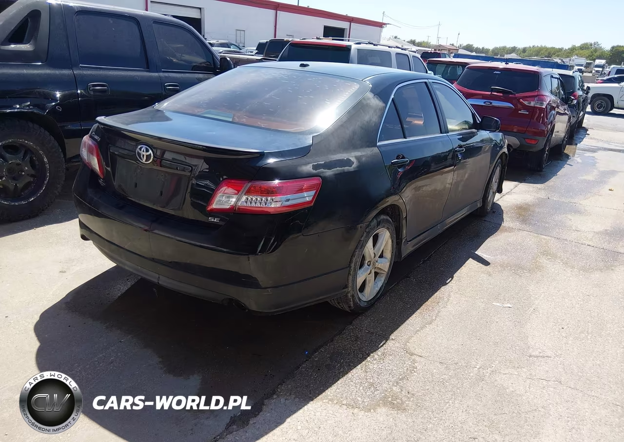 2010 Toyota Camry Se VIN:4T1BF3EK5AU017501 - 4