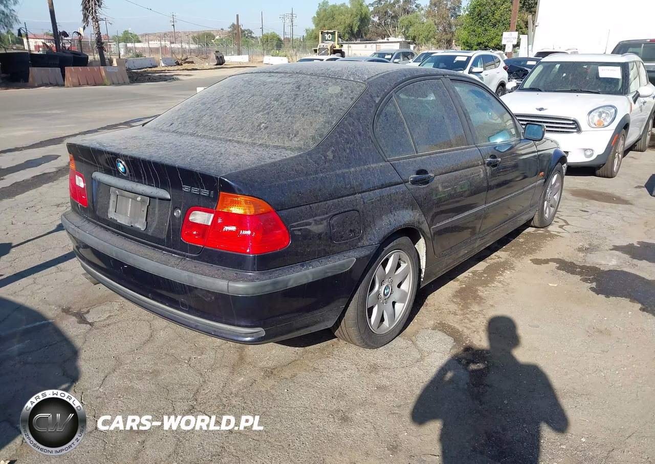 2001 BMW 325I VIN:WBAAV33491FU96904 - 4