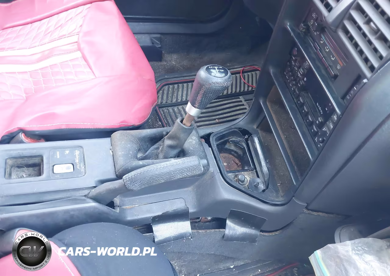1993 Chrysler Lebaron VIN:1C3XU4537PF579299 - 13