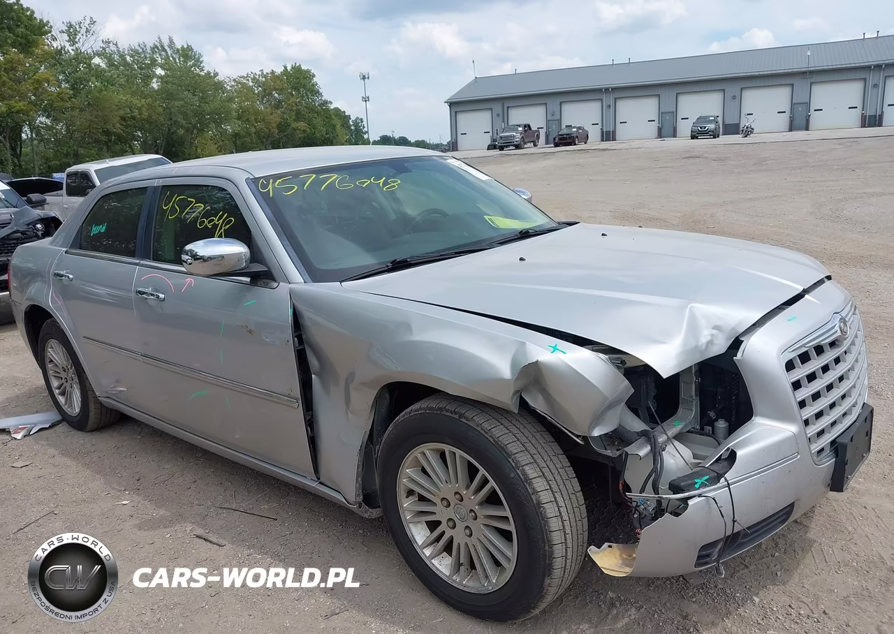 2010 Chrysler 300 Touring-Signature Series-Executive Series VIN:2C3CA5CV8AH191523 - 6