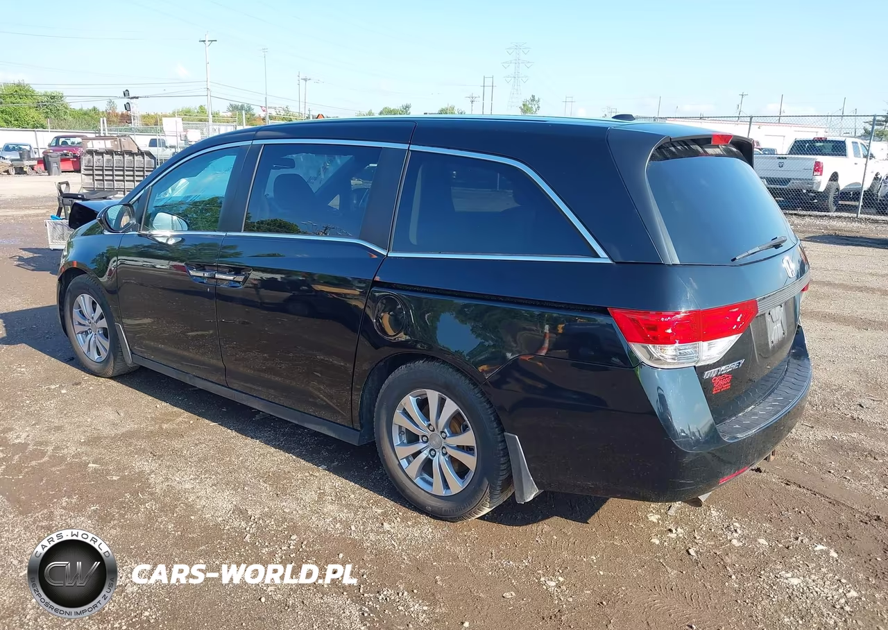 2015 Honda Odyssey Ex-L VIN:5FNRL5H67FB056015 - 3