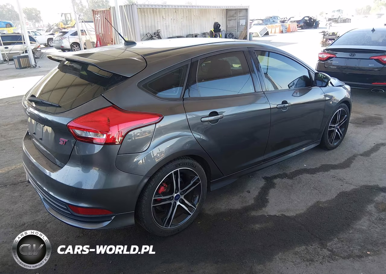 2017 Ford Focus St VIN:1FADP3L94HL277467 - 4