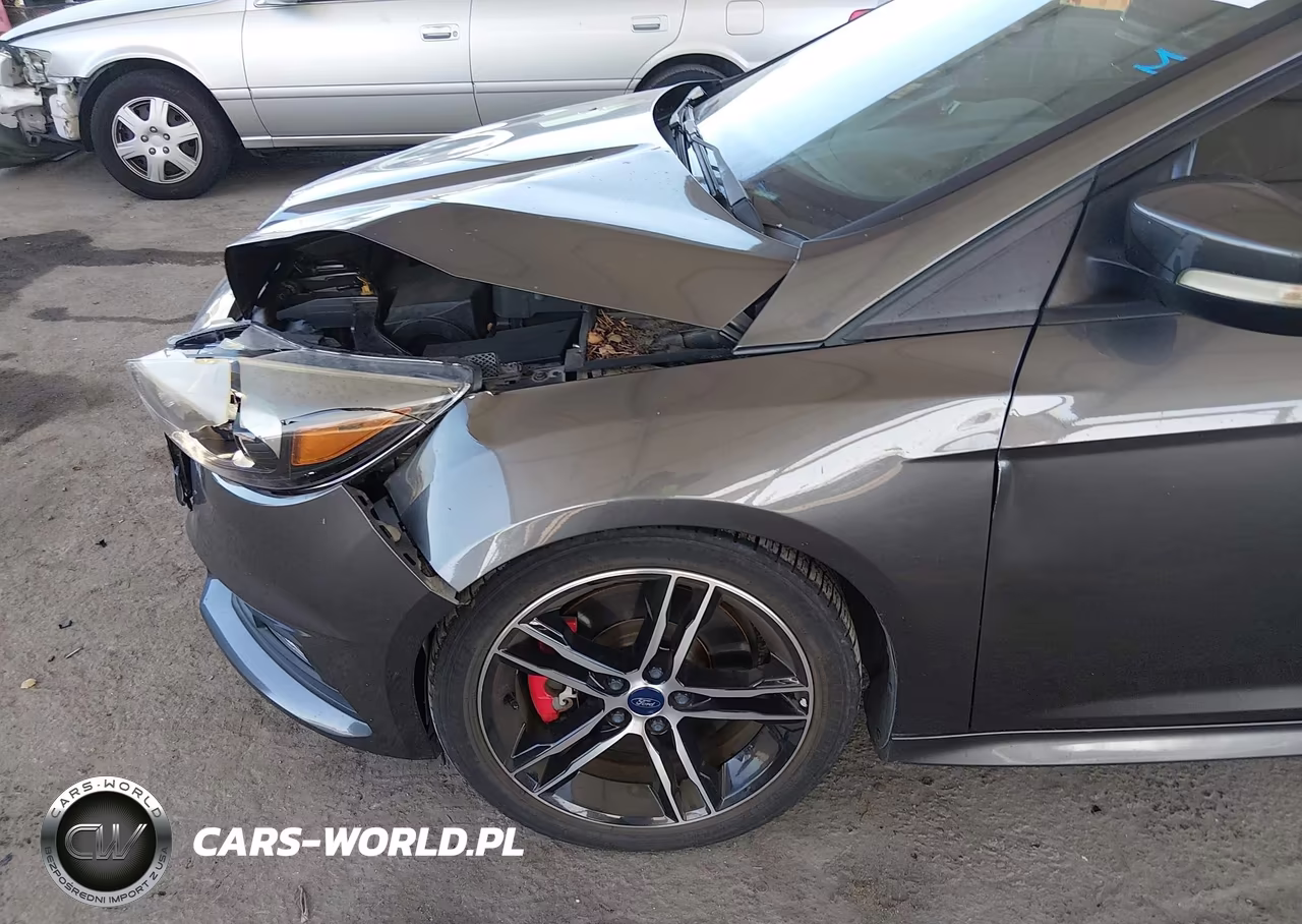 2017 Ford Focus St VIN:1FADP3L94HL277467 - 6