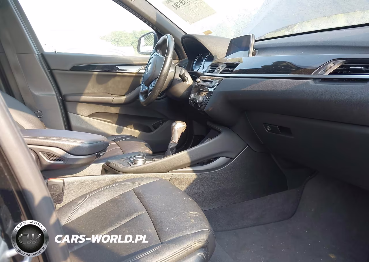2019 BMW X1 Sdrive28I VIN:WBXHU7C52K5L10974 - 5