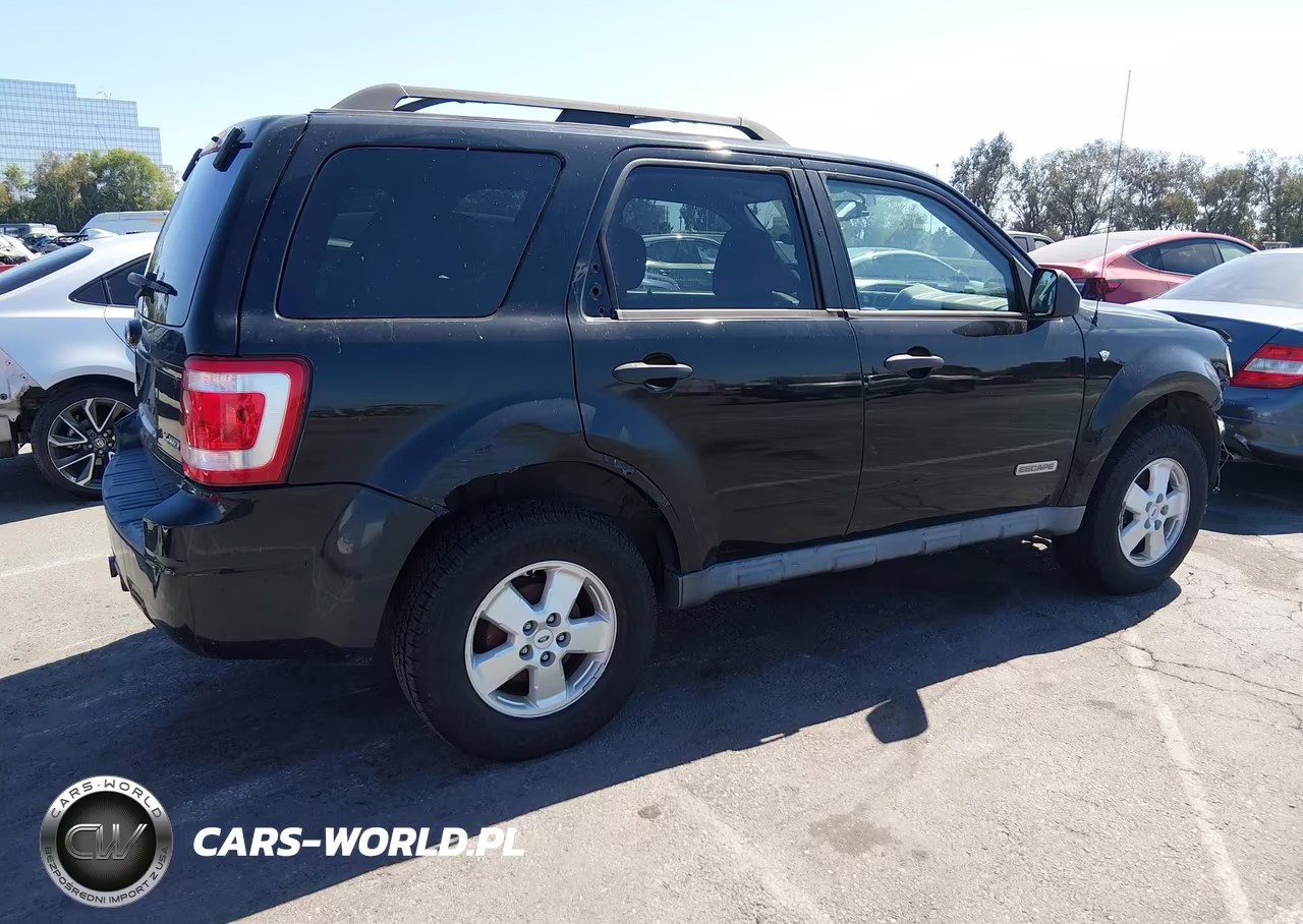 2008 Ford Escape Xlt VIN:1FMCU93188KA11365 - 4