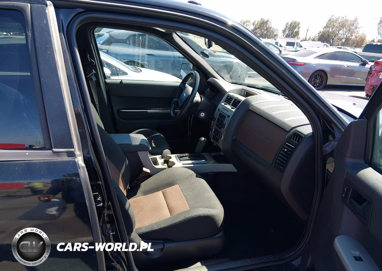 2008 Ford Escape Xlt VIN:1FMCU93188KA11365 - 5