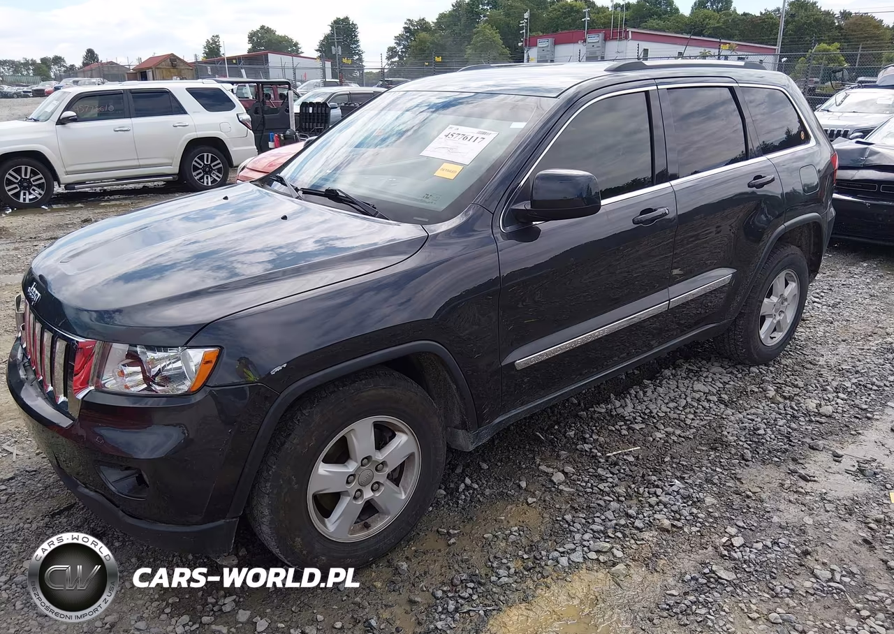 2011 Jeep Grand Cherokee Laredo VIN:1J4RR4GG3BC520261 - 2