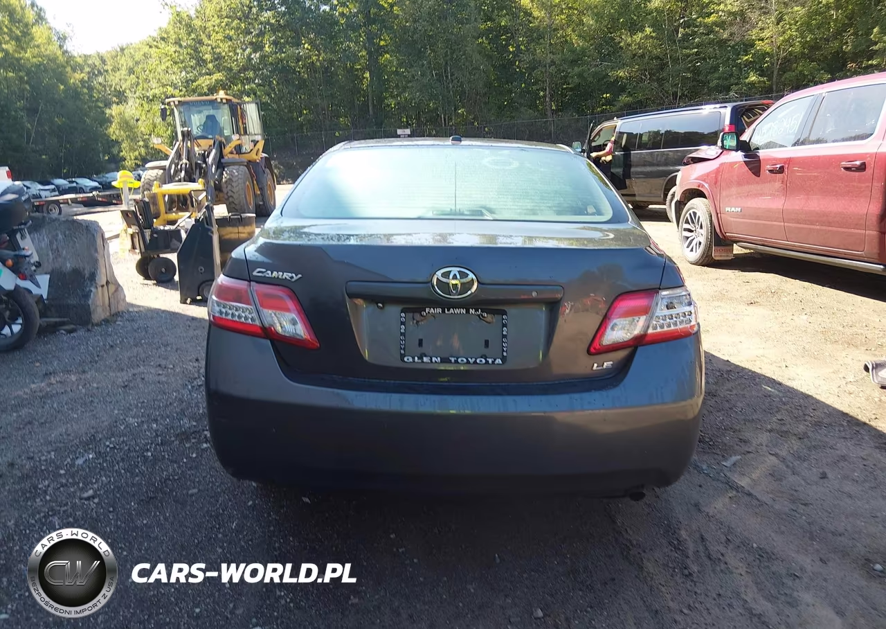 2011 Toyota Camry Le VIN:4T4BF3EK9BR202366 - 17