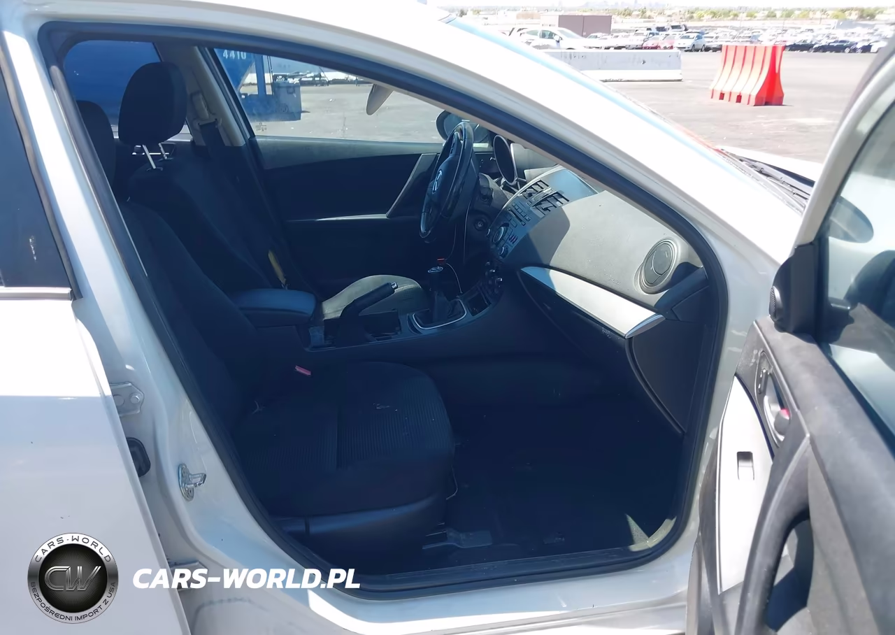 2012 Mazda Mazda3 I Touring VIN:JM1BL1L84C1699719 - 5