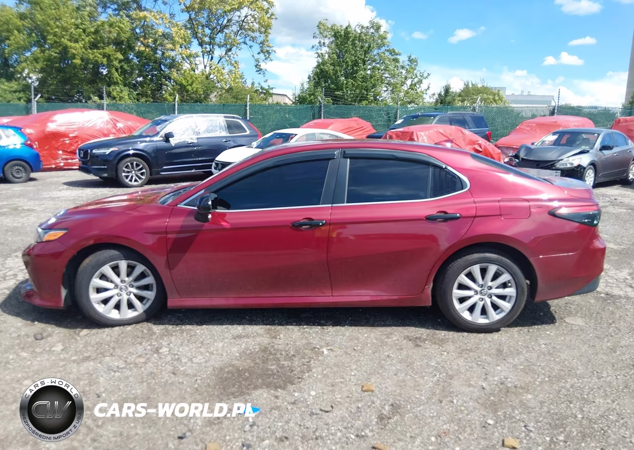2019 Toyota Camry Le VIN:4T1B11HK2KU686759 - 14