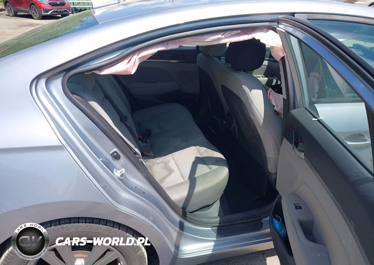 2017 Hyundai Elantra Se VIN:5NPD84LF4HH003595 - 8