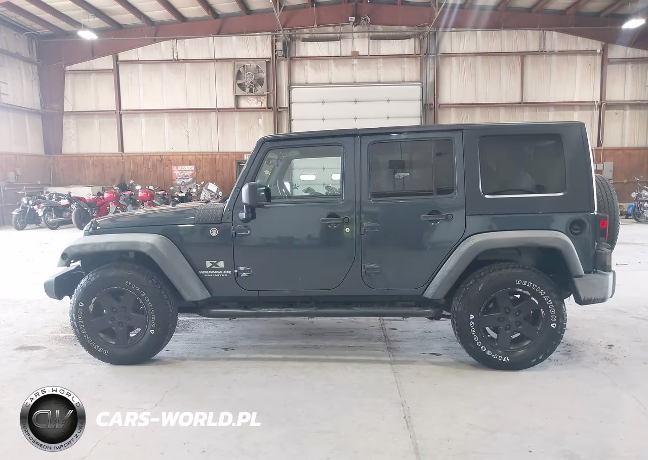 2008 Jeep Wrangler Unlimited X VIN:1J4GA39168L519793 - 14