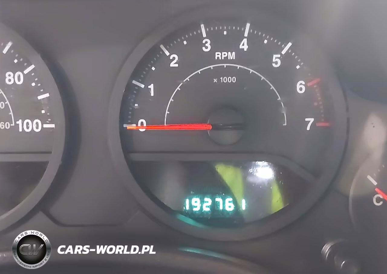 2008 Jeep Wrangler Unlimited X VIN:1J4GA39168L519793 - 15
