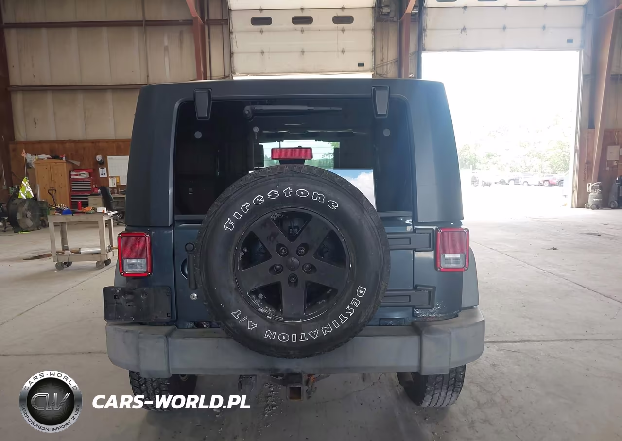 2008 Jeep Wrangler Unlimited X VIN:1J4GA39168L519793 - 16