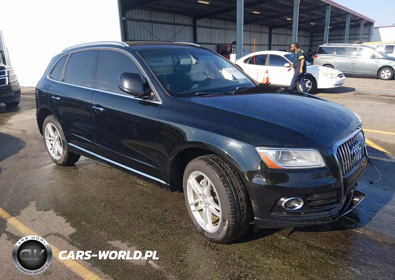 2016 Audi Q5 2.0T Premium VIN:WA1C2AFPXGA138337 - 1