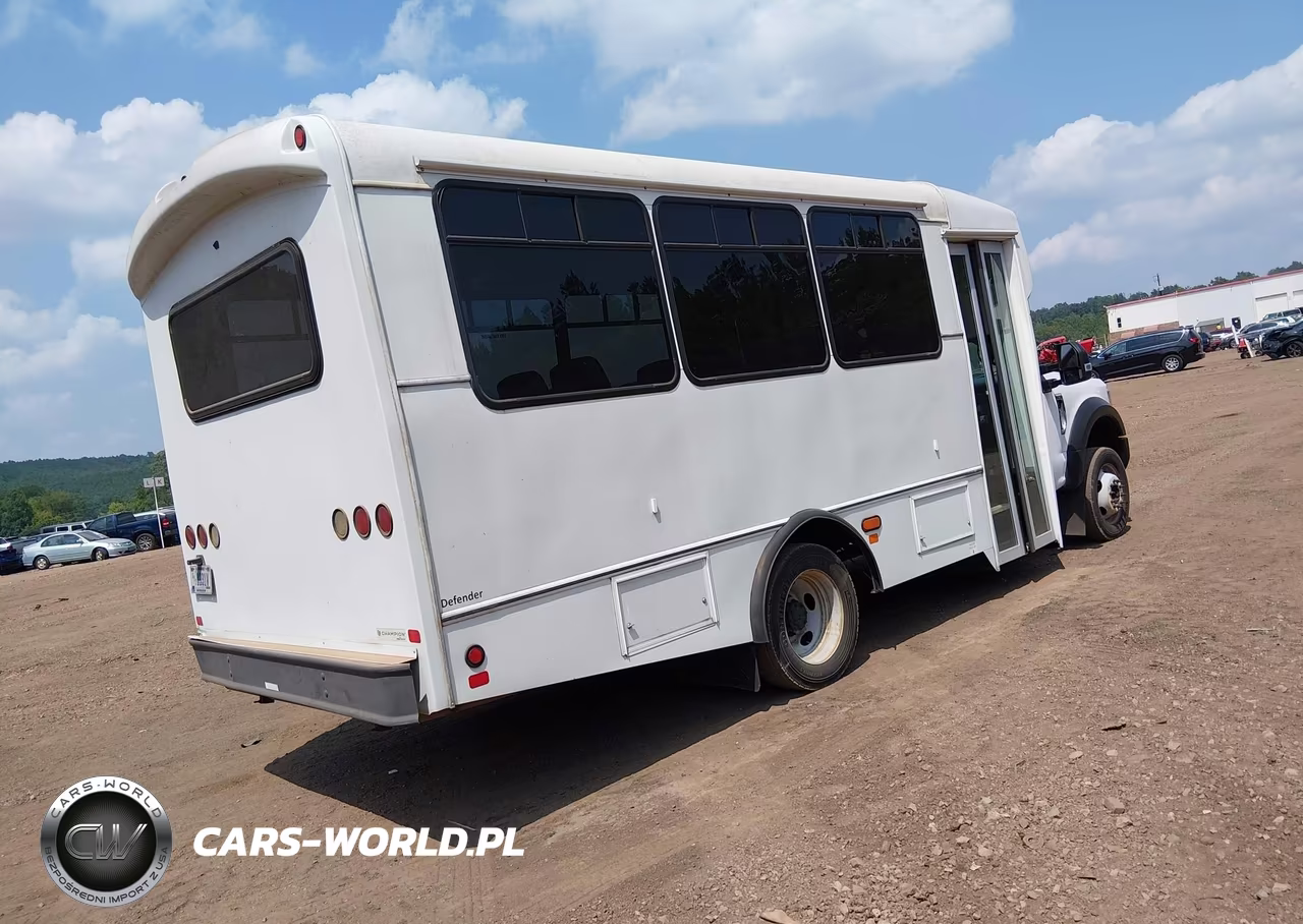 2017 Ford F-450 Chassis Xl VIN:1FDAF4GY3HEF23027 - 4