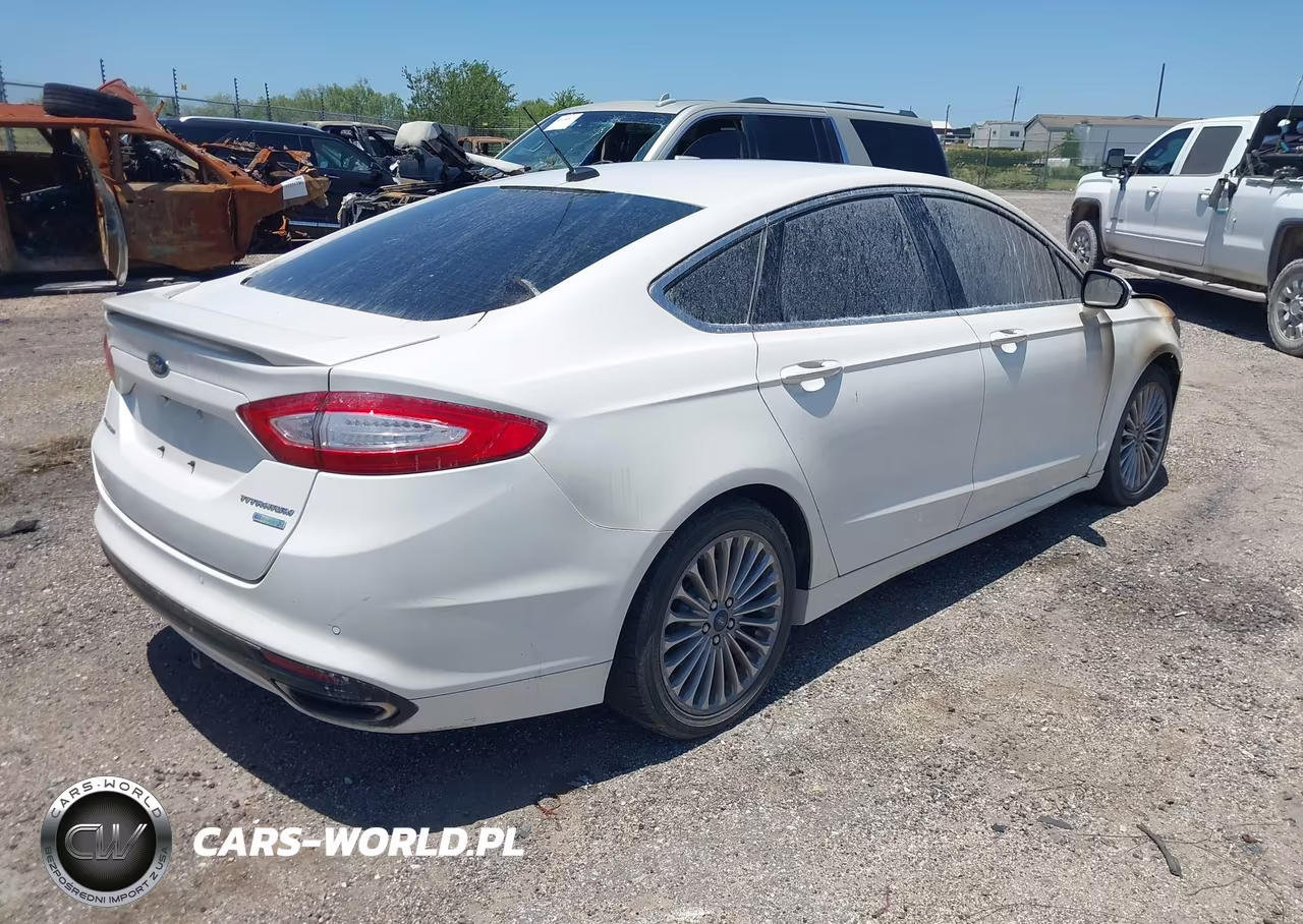 2015 Ford Fusion Titanium VIN:3FA6P0K91FR170724 - 4