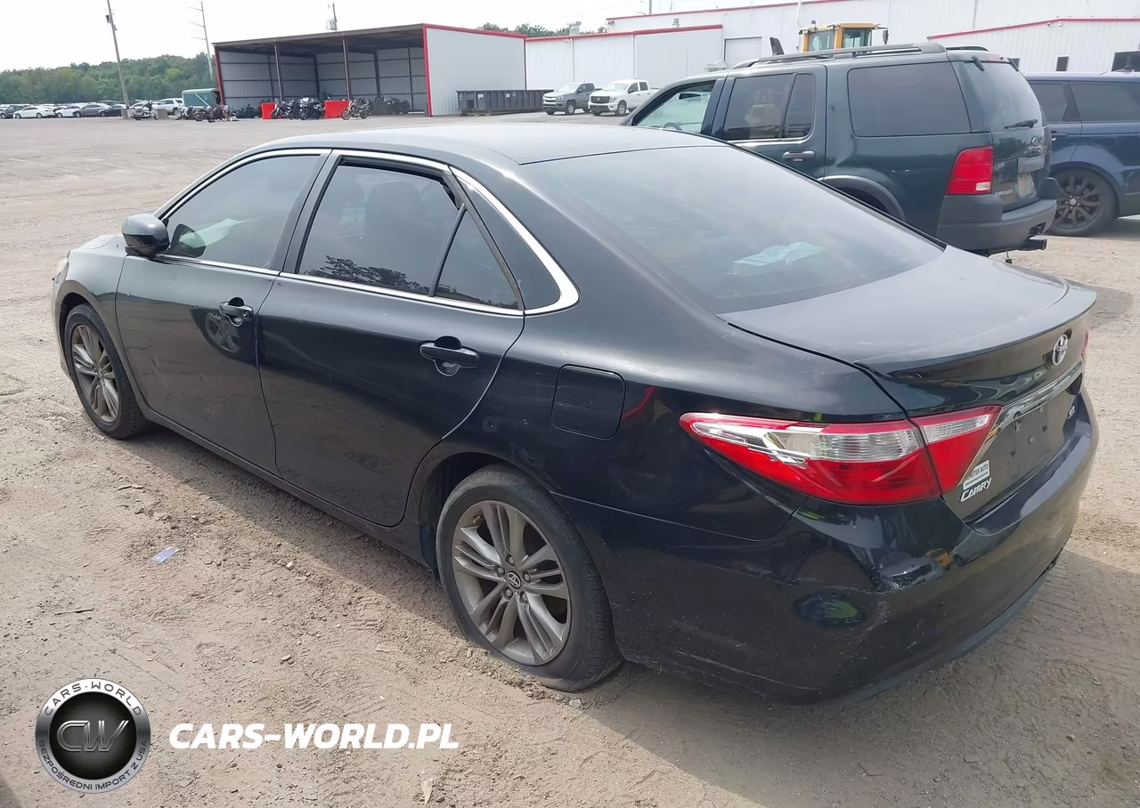 2016 Toyota Camry Se VIN:4T1BF1FK2GU567881 - 3