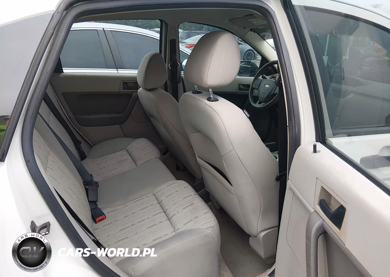 2010 Ford Focus Se VIN:1FAHP3FN5AW276973 - 8