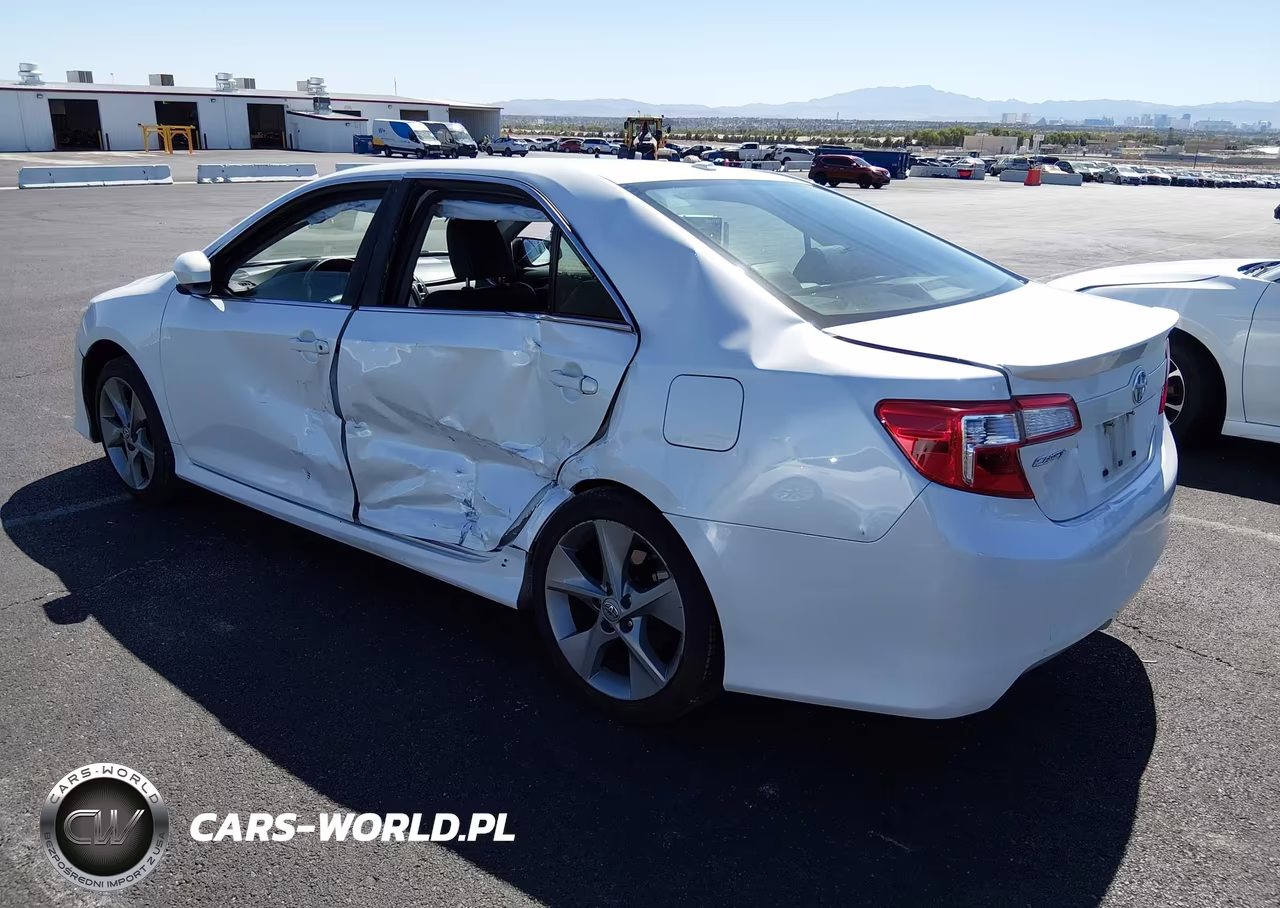 2012 Toyota Camry Se Limited Edition VIN:4T1BF1FK8CU617936 - 3