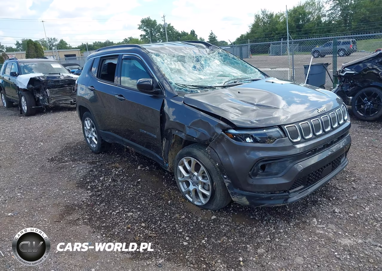 2022 Jeep Compass Latitude Lux 4X4