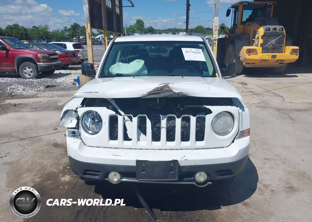 2012 Jeep Patriot Latitude VIN:1C4NJPFA3CD690450 - 12