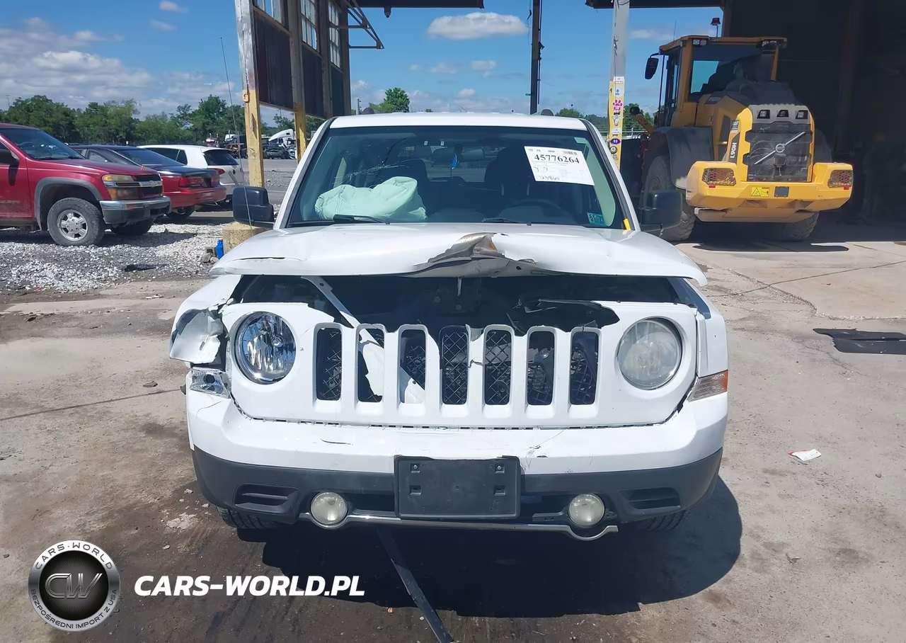 2012 Jeep Patriot Latitude VIN:1C4NJPFA3CD690450 - 6
