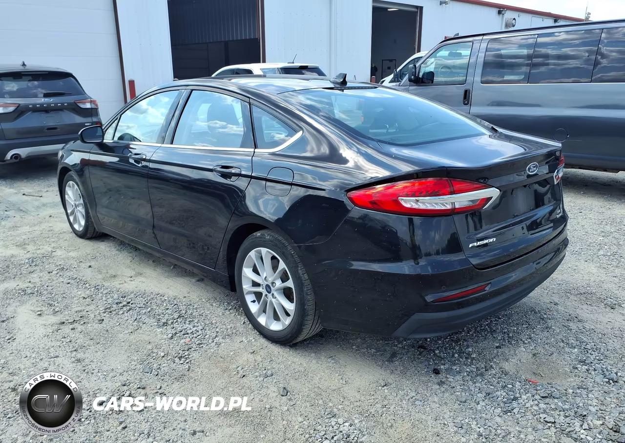 2020 Ford Fusion Hybrid Se VIN:3FA6P0LU3LR245177 - 3