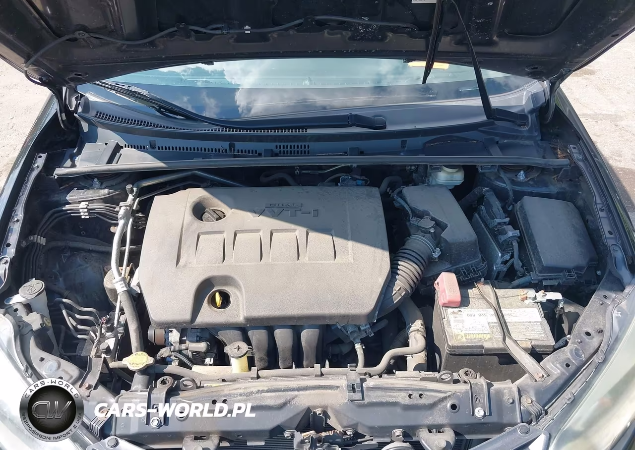 2016 Toyota Corolla Le VIN:2T1BURHE2GC676998 - 10