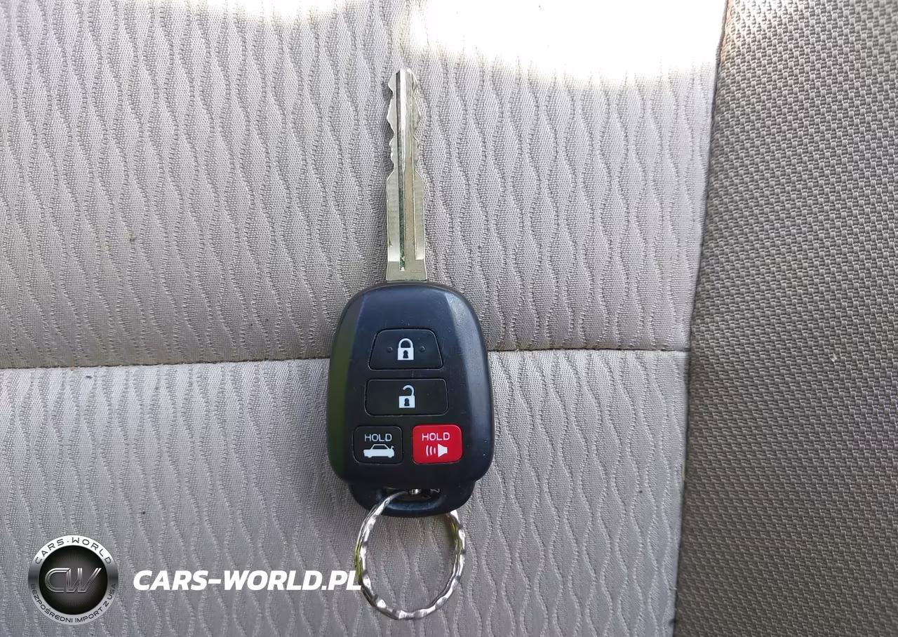 2016 Toyota Corolla Le VIN:2T1BURHE2GC676998 - 11